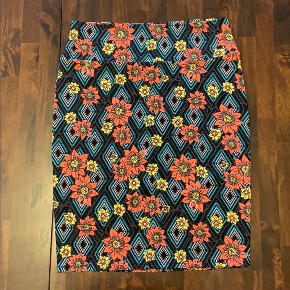 Lula Roe fitted skirt
